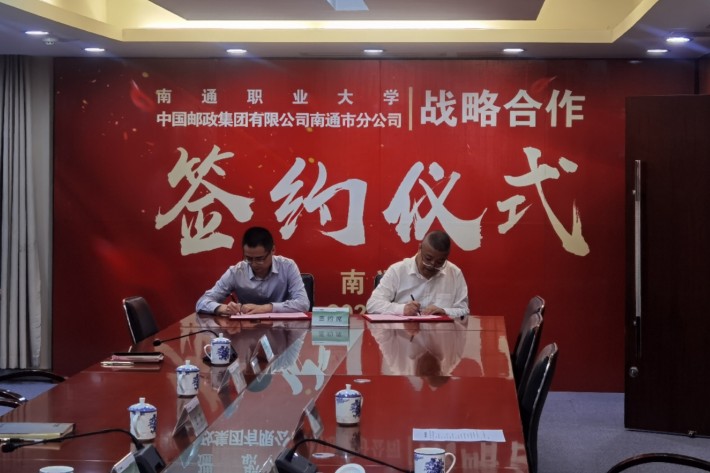 c814e0d821df4b8c751557751dac398_副本.jpg c814e0d821df4b8c751557751dac398_副本.jpg