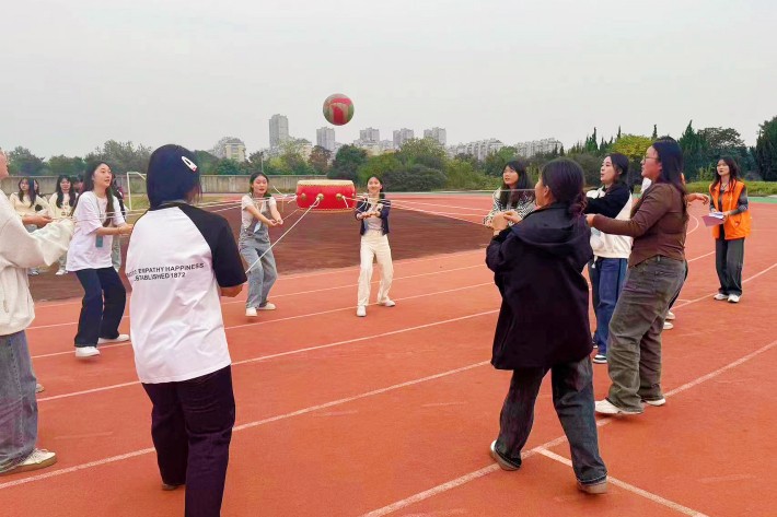趣味运动会3_副本.jpg 趣味运动会3_副本.jpg