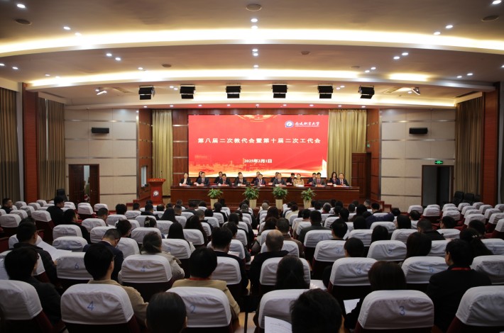 会场全景_副本.jpg 会场全景_副本.jpg