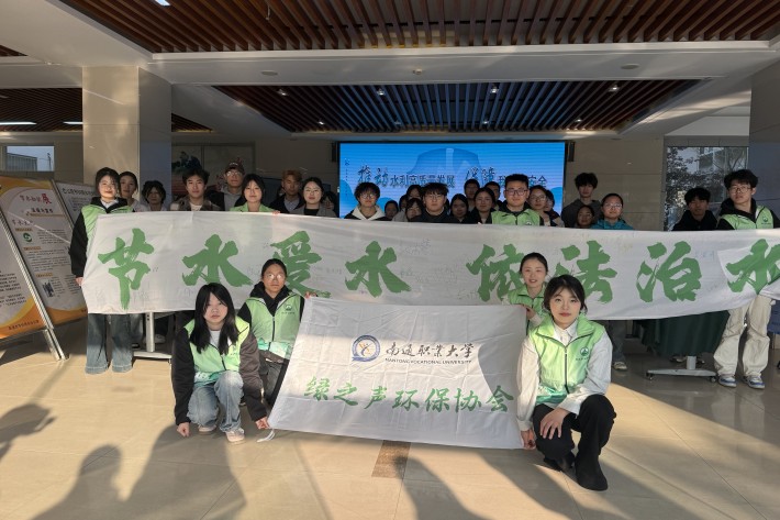 合照_副本.jpg 合照_副本.jpg