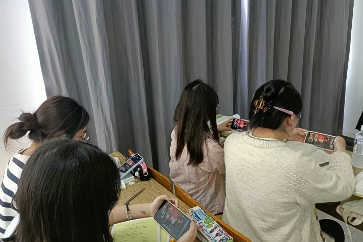 直播2_副本.jpg