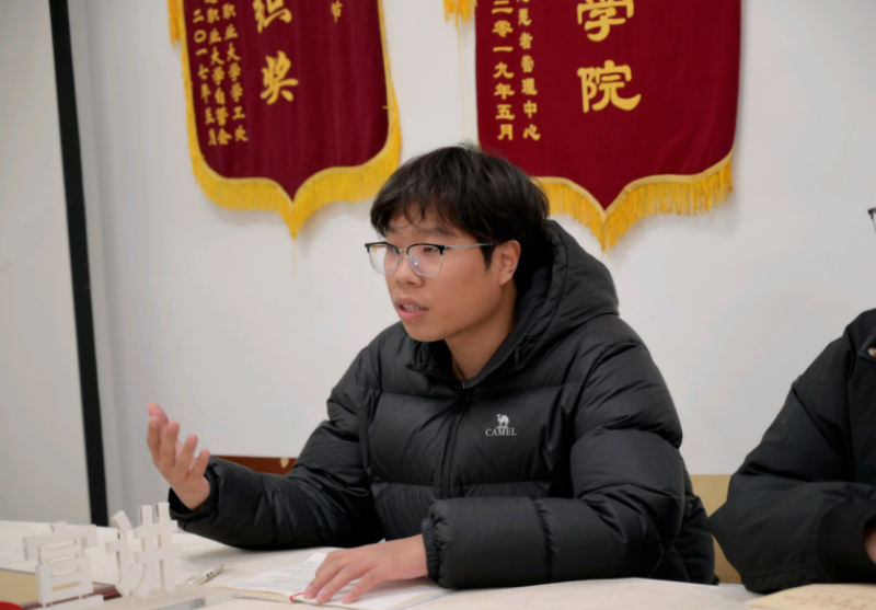罗凯文_副本.png