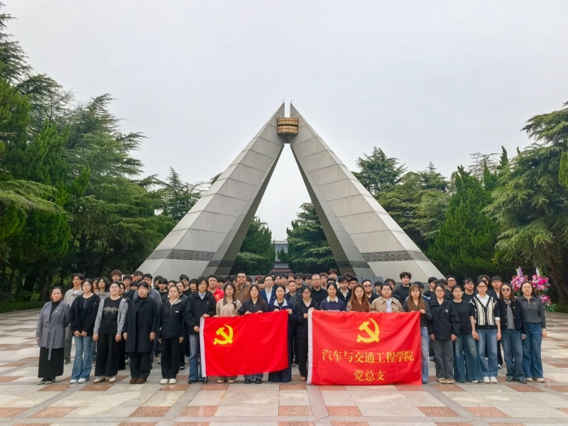 合影.jpg